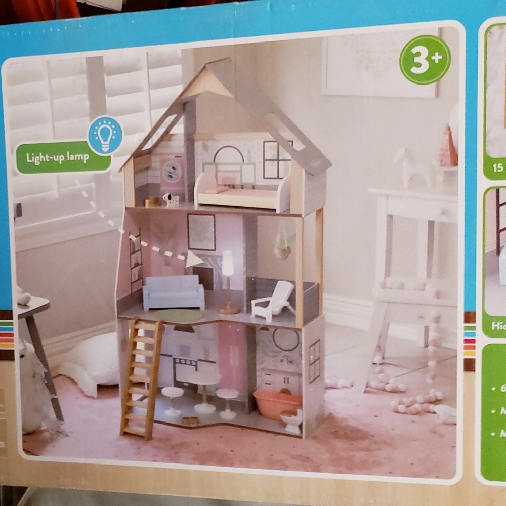 Doll house